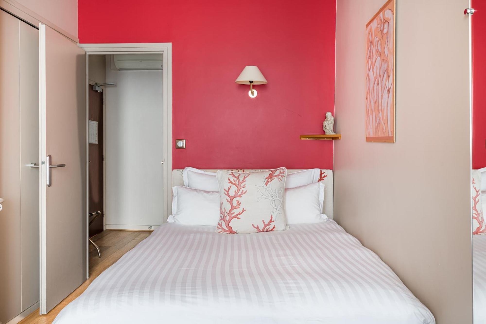 Globe Et Cecil Hotel