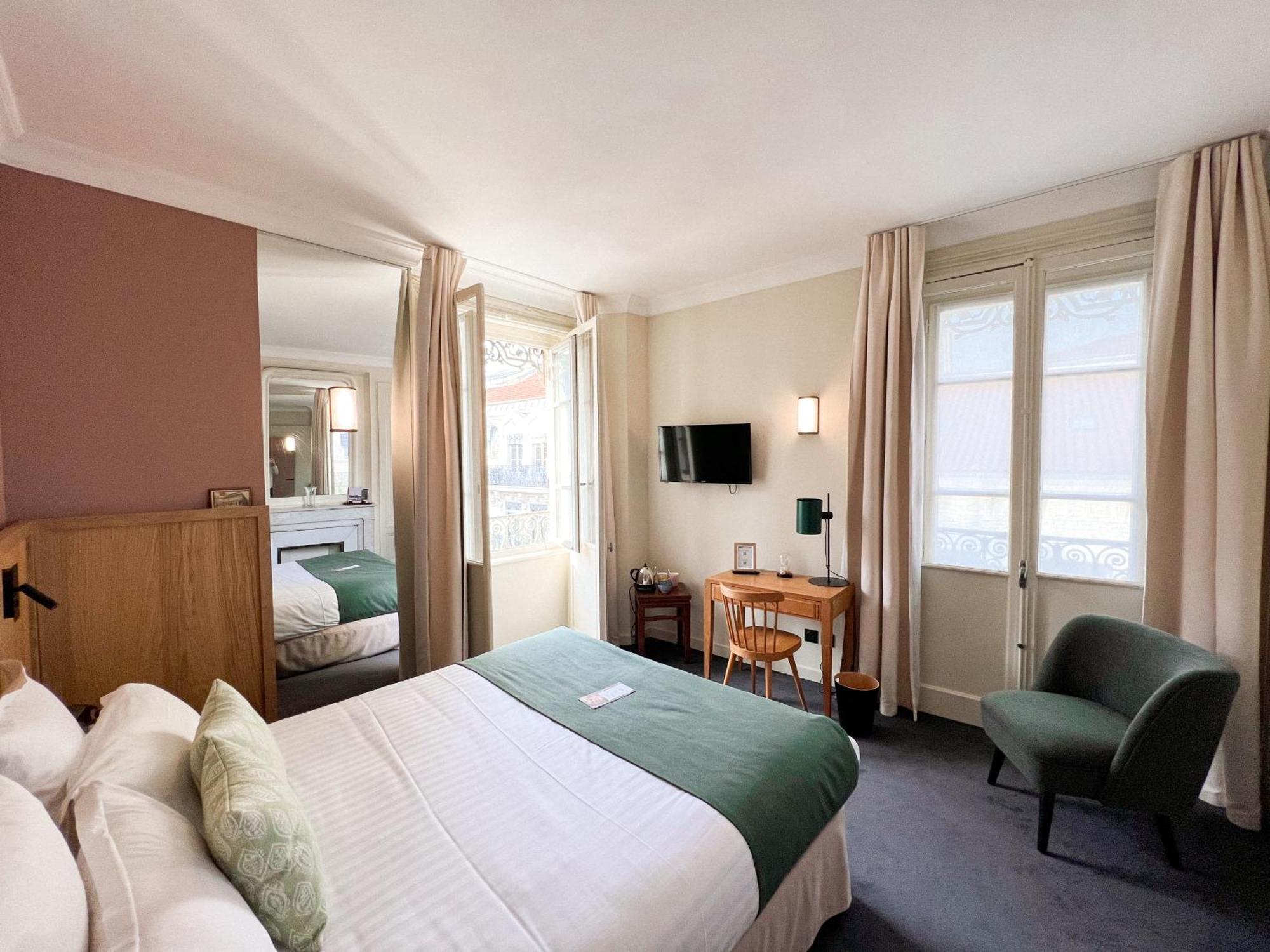 Globe Et Cecil Hotel 4*